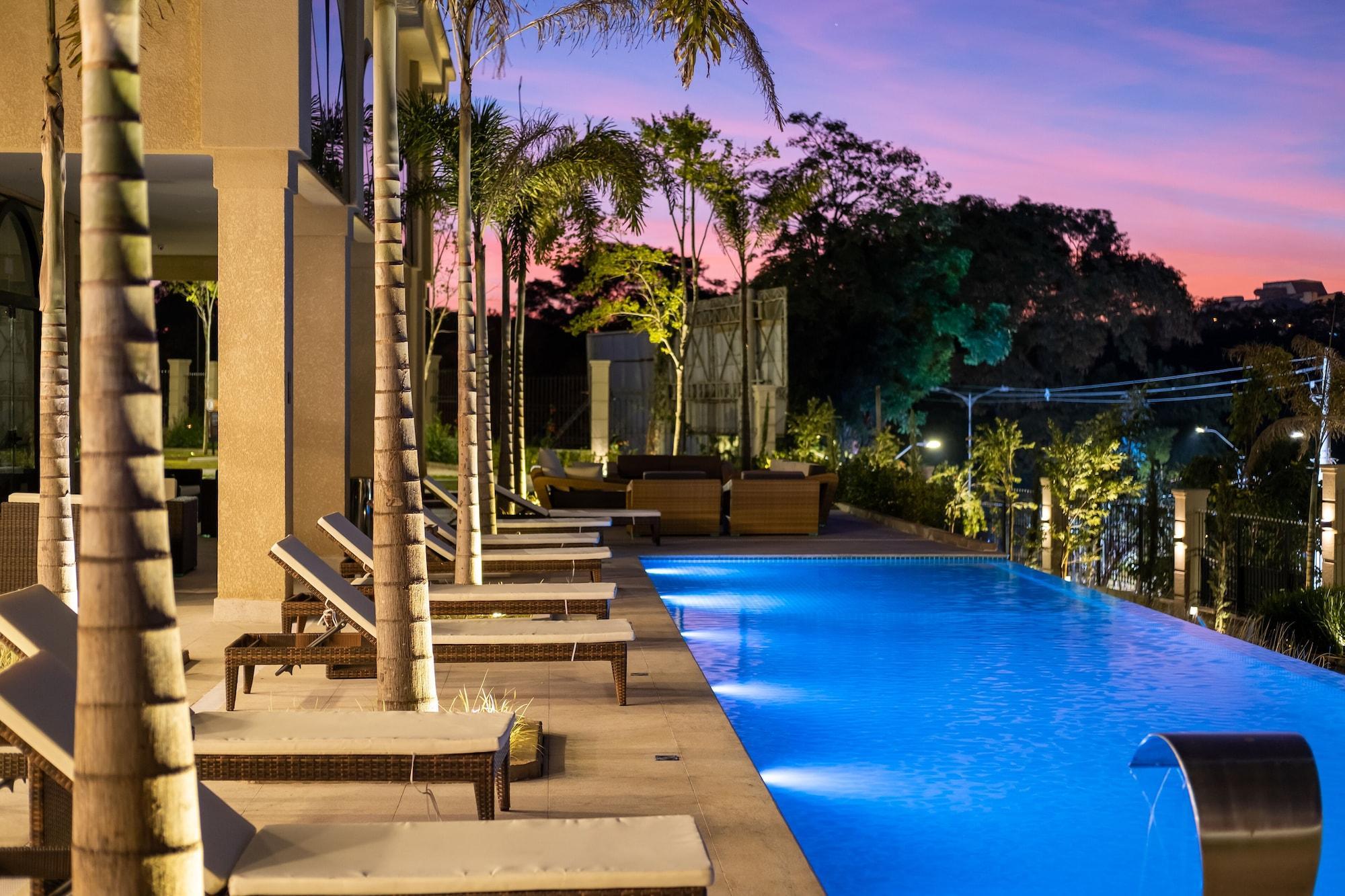 Class Hotel